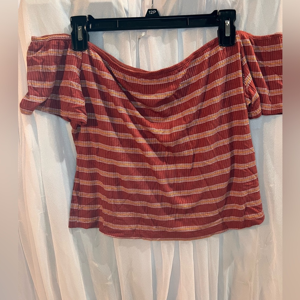 Off the Shoulder Stripe Crop Top